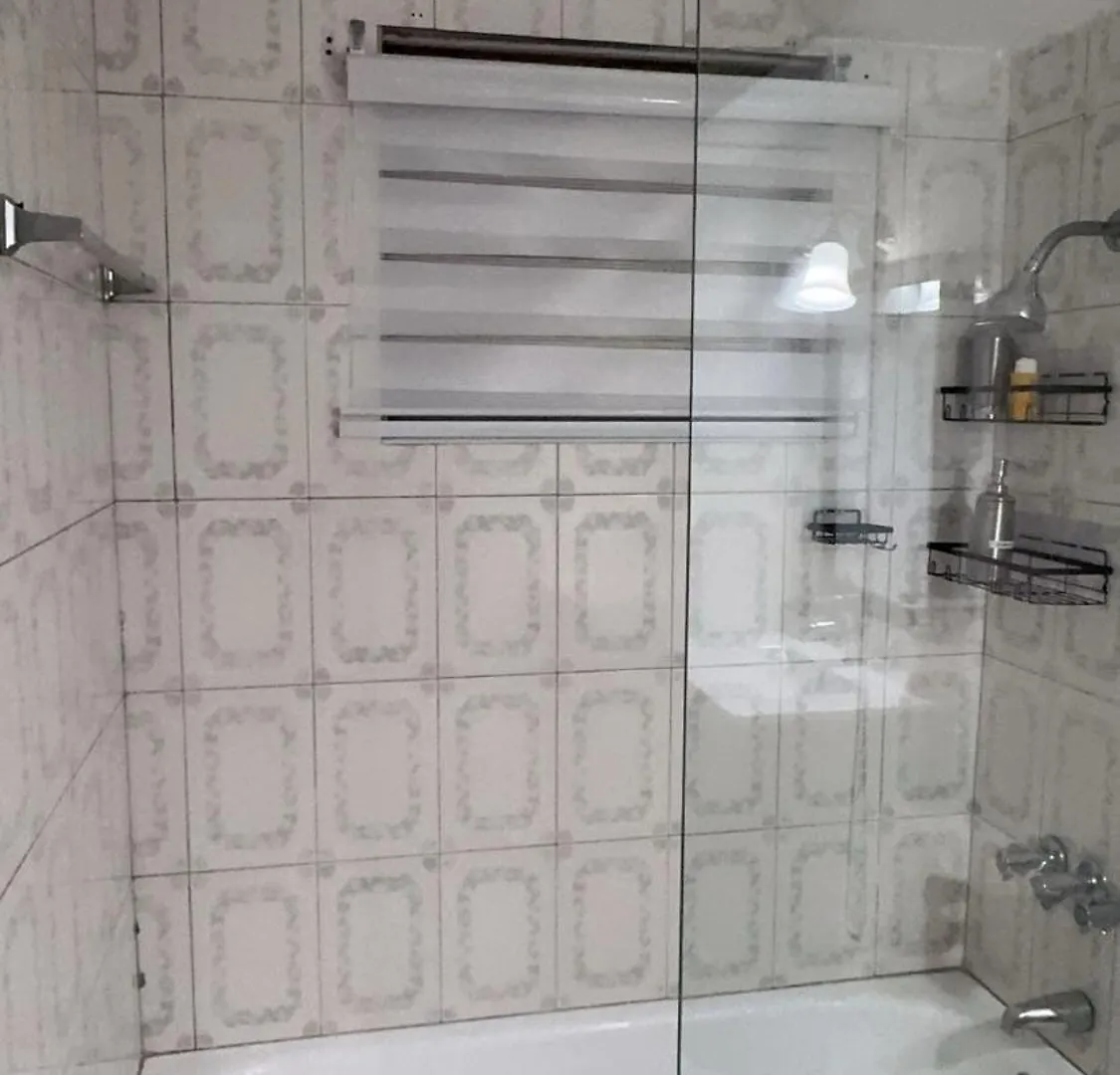 Oxford Manor Apt - Kingston - Economy Stay 0*,